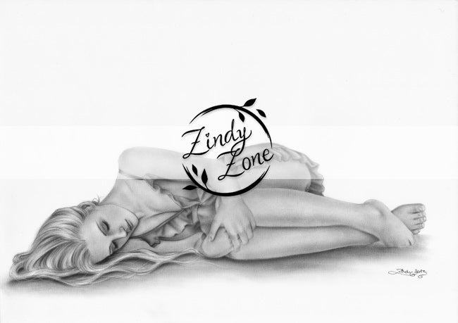 Peacefully Dreaming Tube